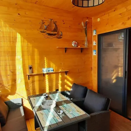 шангри ла - 2, плаж градина Campingplads *